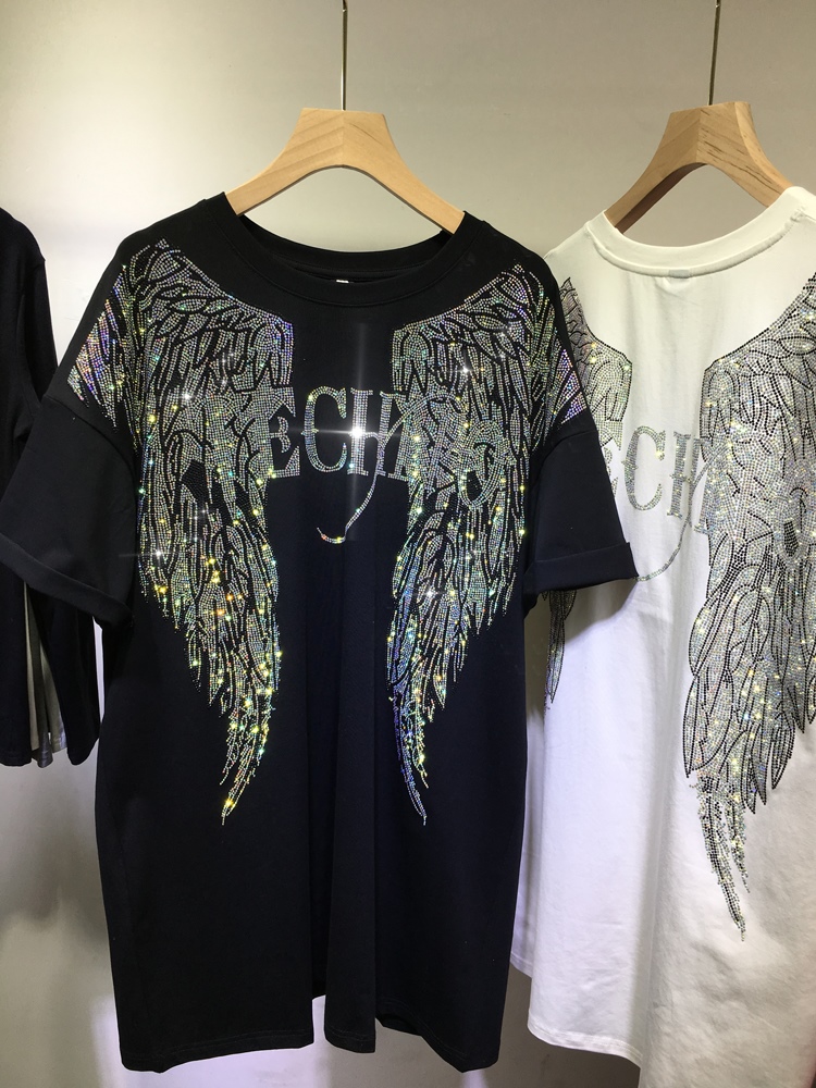 L-4XL Oversize Rhinestone Ange – Streetwear Brand Tees Bewertung und Preis