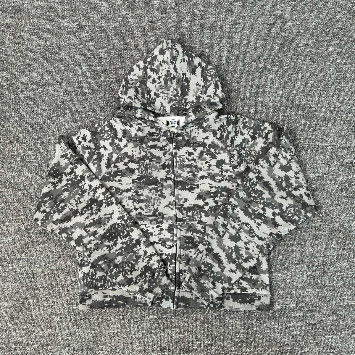 Mertra Niche Streetwear Brand  – Streetwear Brand Niche Bewertung und Preis