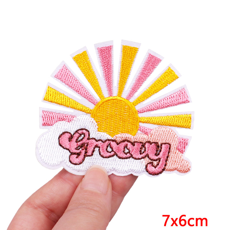 Cartoon Rainbow Embroidered Pa – Streetwear Brand Stickers Bewertung und Preis